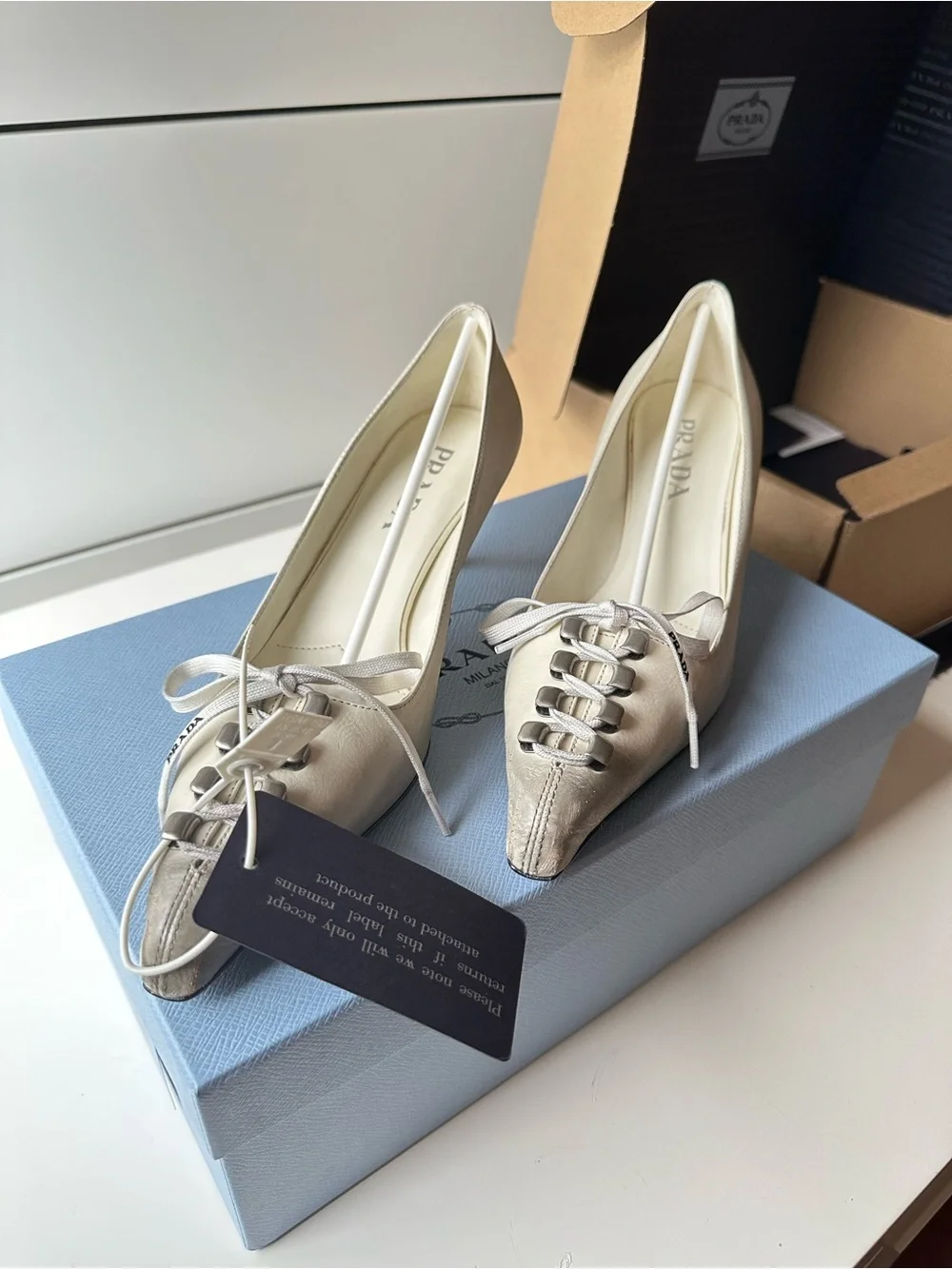 Prada Runway Antiqued Leather Pumps Size 38 NWT